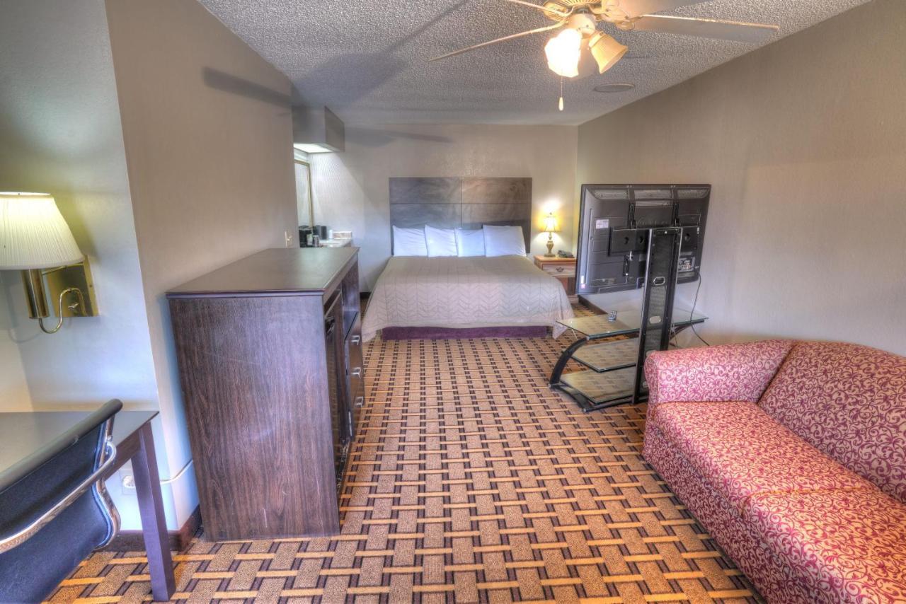 Amerivu Inn & Suites - Helen - Downtown 외부 사진