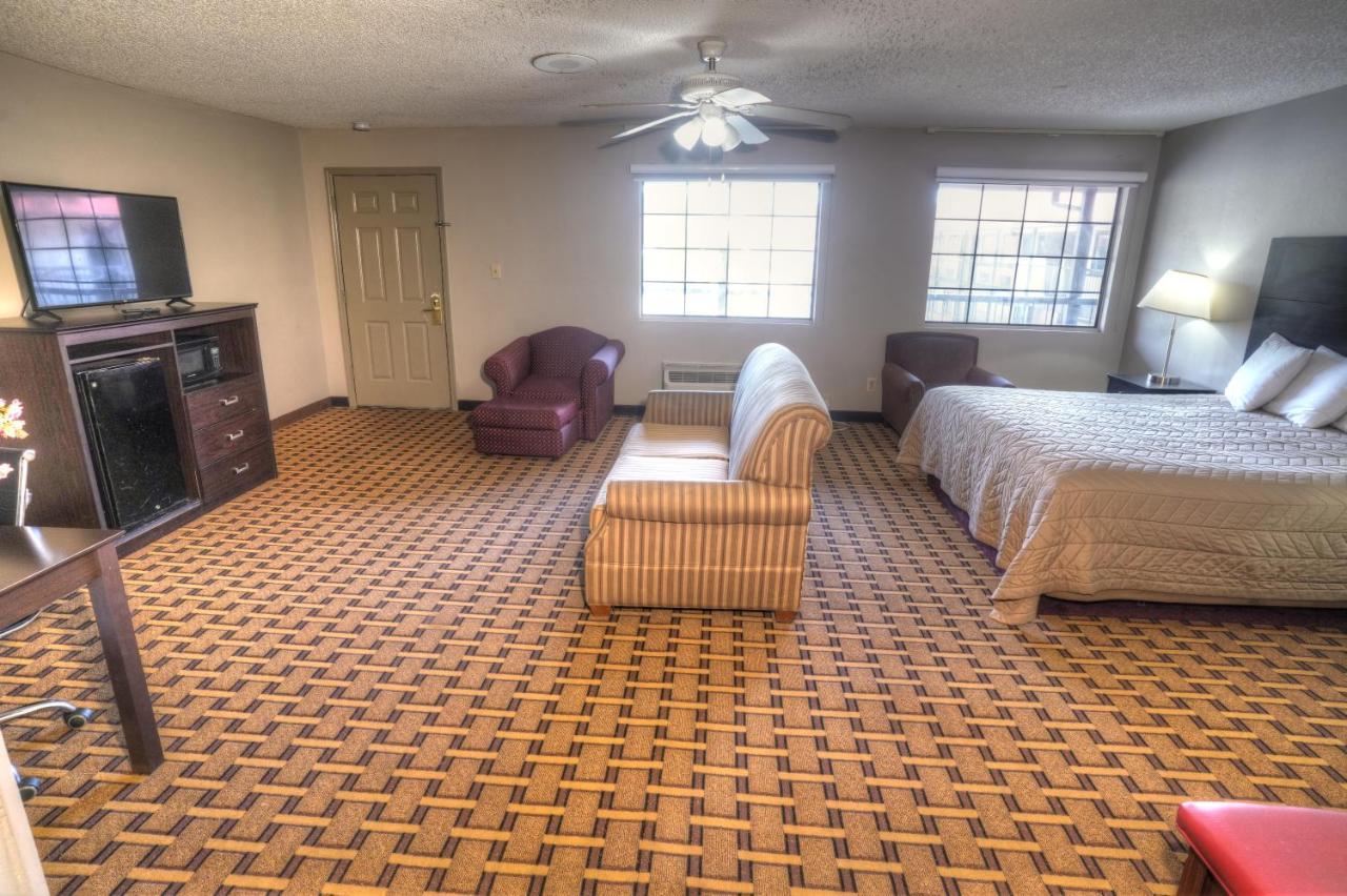 Amerivu Inn & Suites - Helen - Downtown 외부 사진