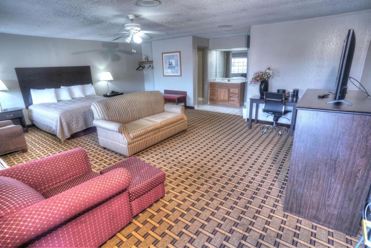 Amerivu Inn & Suites - Helen - Downtown 외부 사진