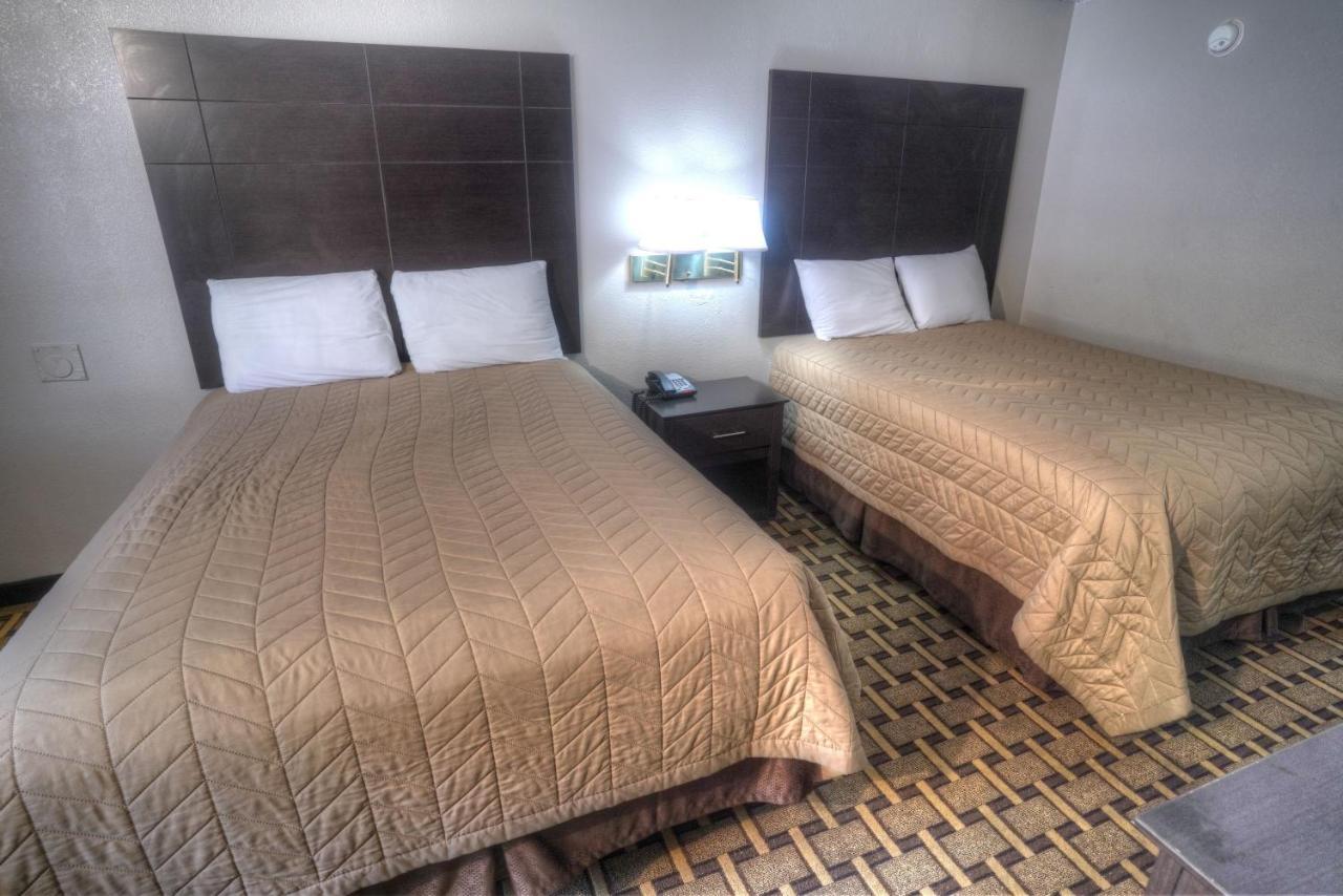 Amerivu Inn & Suites - Helen - Downtown 외부 사진